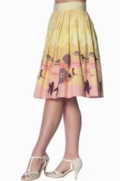 Banned Parasol 50s Plus Size Skirt -Burleska shop Parasol 50s Plus Size Skirt Banned 3 300x