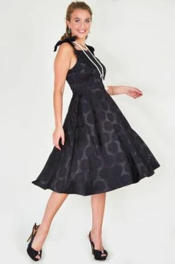 Voodoo Vixen Begonia Floral Skater Dress -Burleska shop begonia floral skater dress voodoo vixen 4 300x