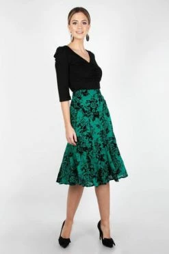 Voodoo Vixen Chloe Rose Skirt 19 Voodoo Vixen Chloe Rose Skirt -Burleska shop chloe rose skirt voodoo vixen 8 300x