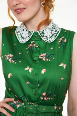 Voodoo Vixen Pinny Pine Button Down Dress With Lace Collar -Burleska shop dra 9304 bi 03 300x