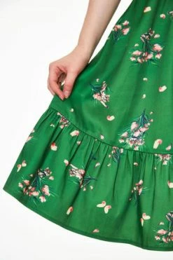 Voodoo Vixen Pinny Pine Button Down Dress With Lace Collar -Burleska shop dra 9304 bi 04 300x