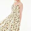 Voodoo Vixen Julisa Honey Bee Print Flare Dress -Burleska shop dra 9321 bi 01 300x