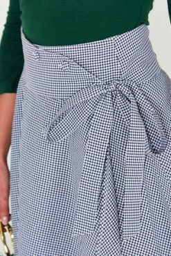 Voodoo Vixen Elizabeth Curved Waist Bow Skirt 11 Voodoo Vixen Elizabeth Curved Waist Bow Skirt -Burleska shop elizabeth curved waist bow skirt voodoo vixen 5 300x