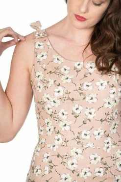 Banned Fresh Bloom Print Pencil Dress 7 Banned Fresh Bloom Print Pencil Dress -Burleska shop fresh bloom print pencil dress banned 3 300x