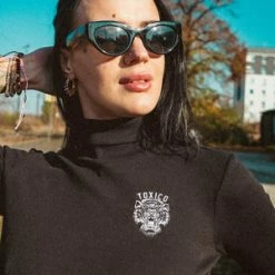 Toxico Tiger Longsleeve Dress -Burleska shop longsleeve tiger dress close up 1000x d9f29557 5954 4131 a0ea 02c41297b228 300x