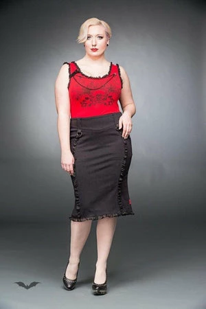 Queen Of Darkness Plus Size Knee-Length Skirt With Ruching & Lacing 3 Queen Of Darkness Plus Size Knee-Length Skirt With Ruching & Lacing